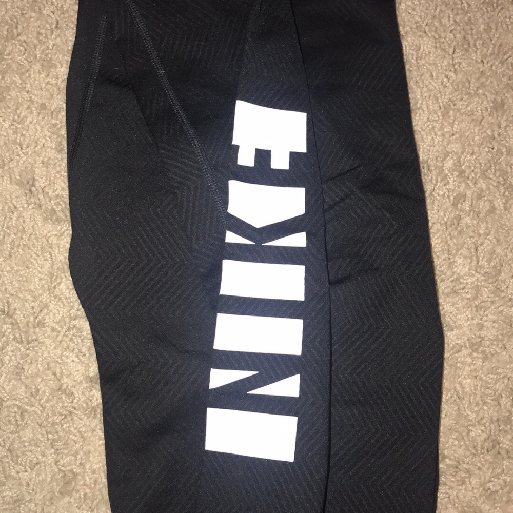 Nike pro dry fit leggings